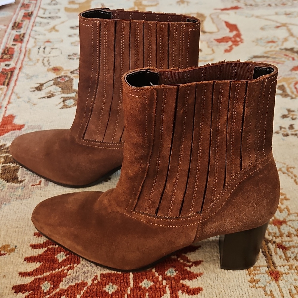 Aquatalia Fayren Weatherproof Suede Ankle Boot Brown 9.5